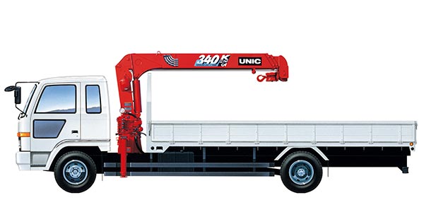 UR370/340 Series mid-sized truck-mounted cranese